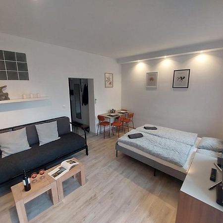 Apartmán Utulny Apartman S Balkonom Bratislava Exteriér fotografie