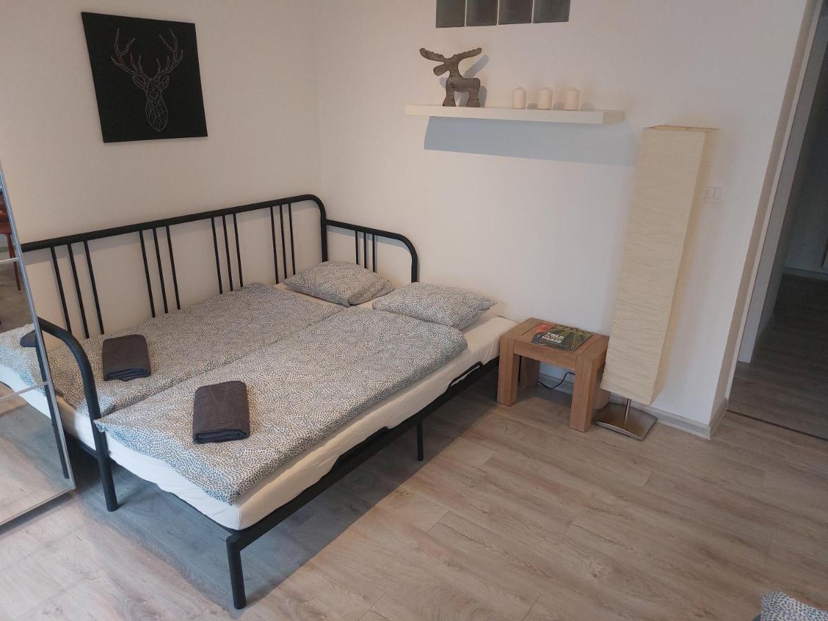 Apartmán Utulny Apartman S Balkonom Bratislava Exteriér fotografie
