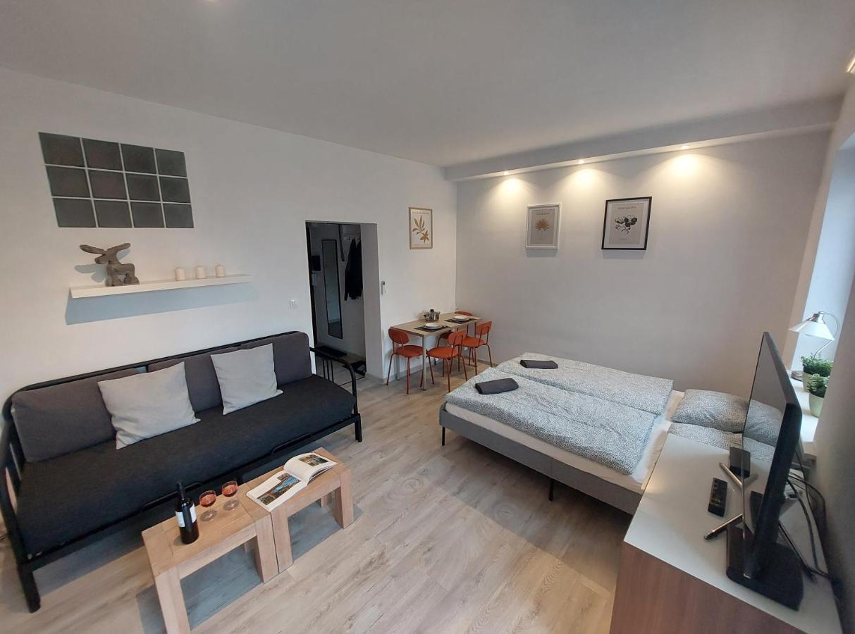 Apartmán Utulny Apartman S Balkonom Bratislava Exteriér fotografie