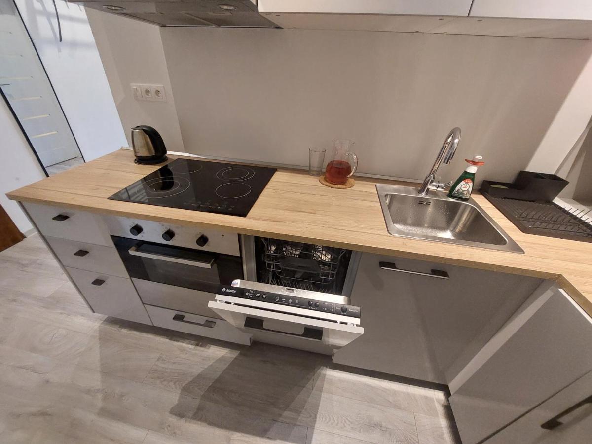 Apartmán Utulny Apartman S Balkonom Bratislava Exteriér fotografie