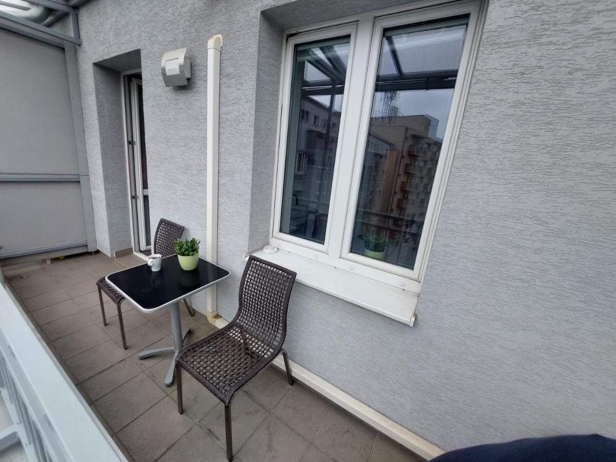 Apartmán Utulny Apartman S Balkonom Bratislava Exteriér fotografie
